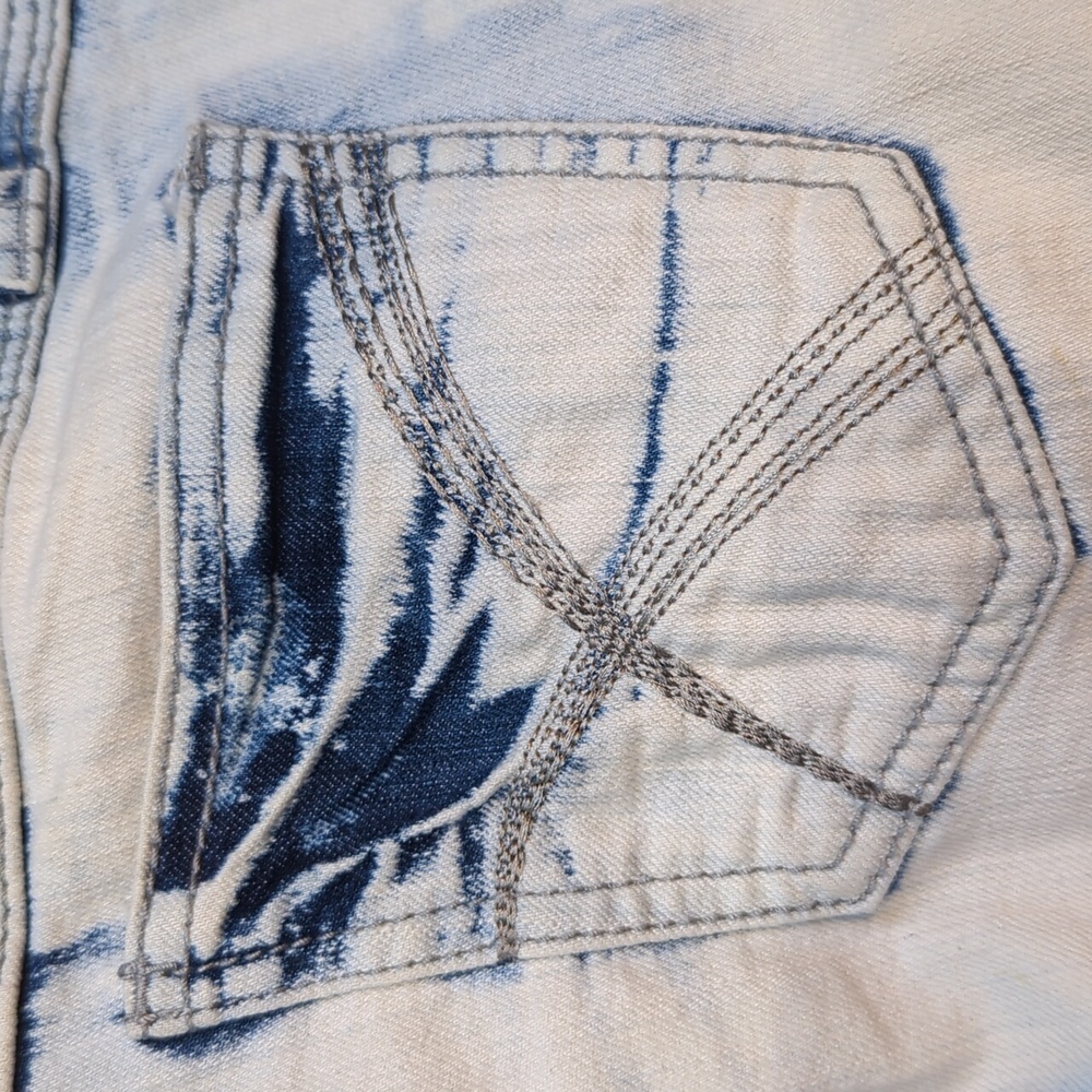 Jeans - Picture 3 of 4